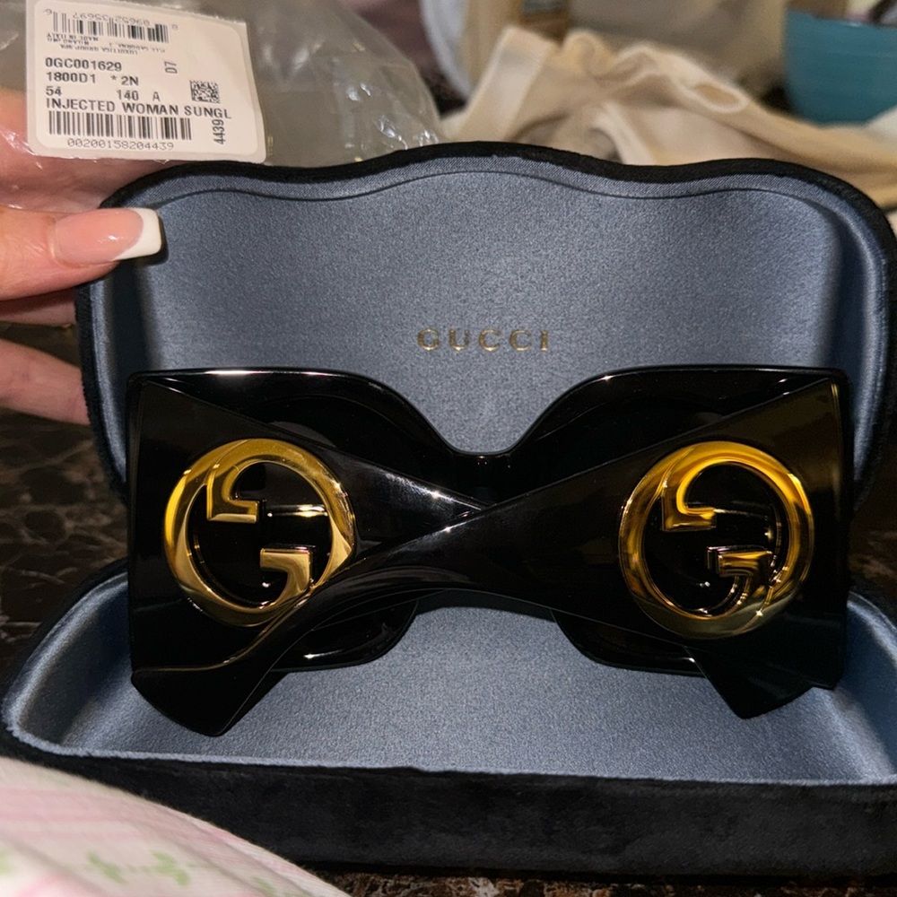 Gucci sunglasses